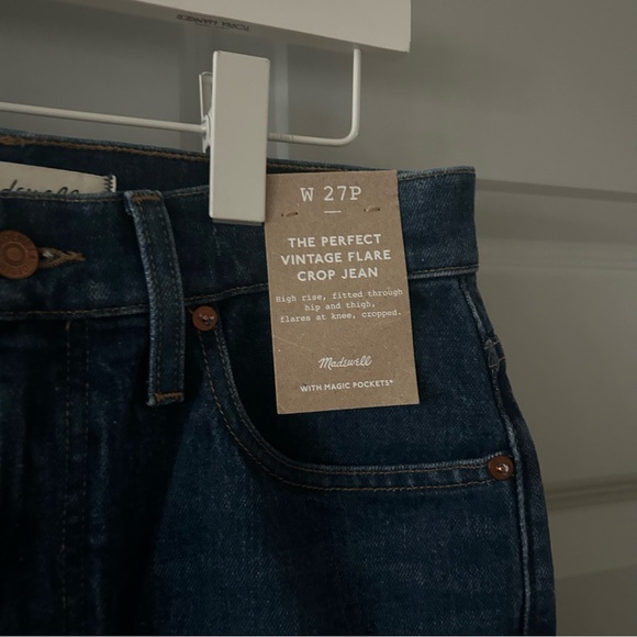 NWT Madewell The Petite Perfect Vintage Flare Crop Jeans in Corgan Wash - Picture 4 of 4